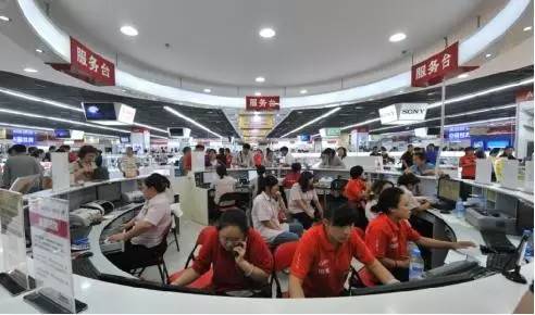 杜鵑及背后的國美，已經(jīng)開始轉(zhuǎn)變慎終如始的風(fēng)格，進(jìn)而轉(zhuǎn)守為攻。